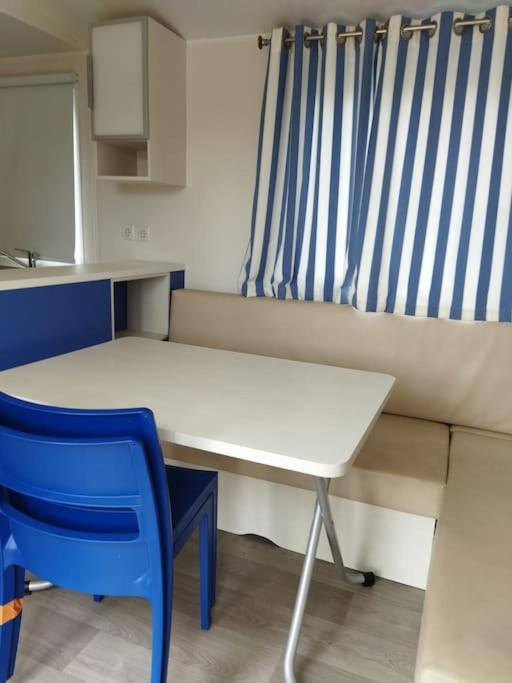 Mobile Home Saint-Christol-lès-Alès エクステリア 写真